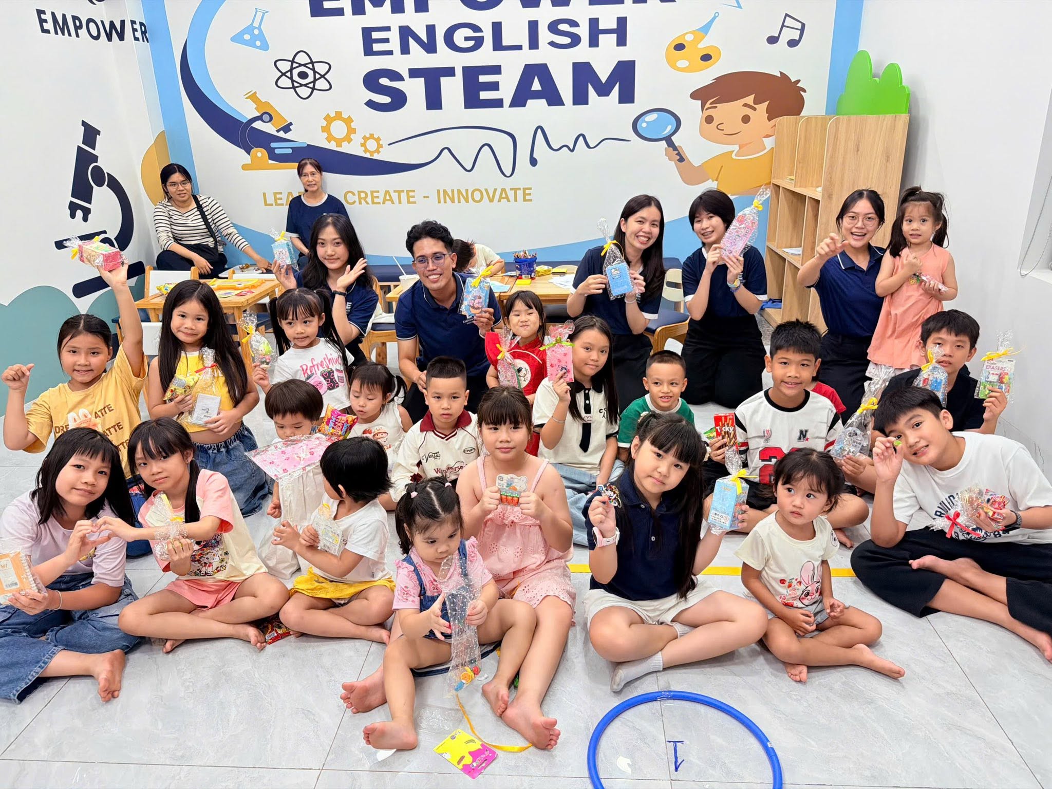 Học sinh Empower English tham gia hoạt động ngoại khóa